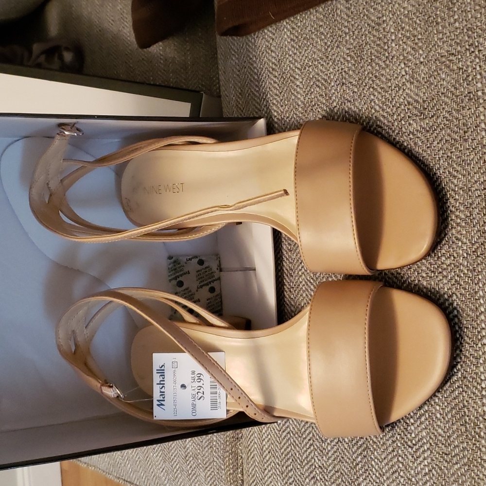 Womans sandals